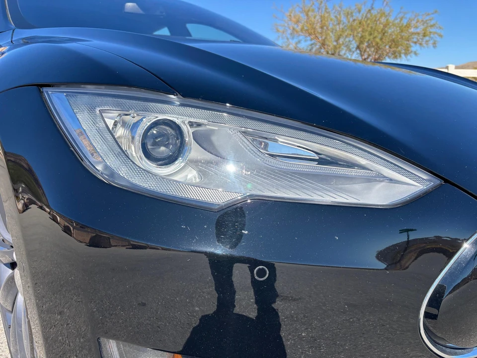 2015 Tesla Model S - Image 7 of 31