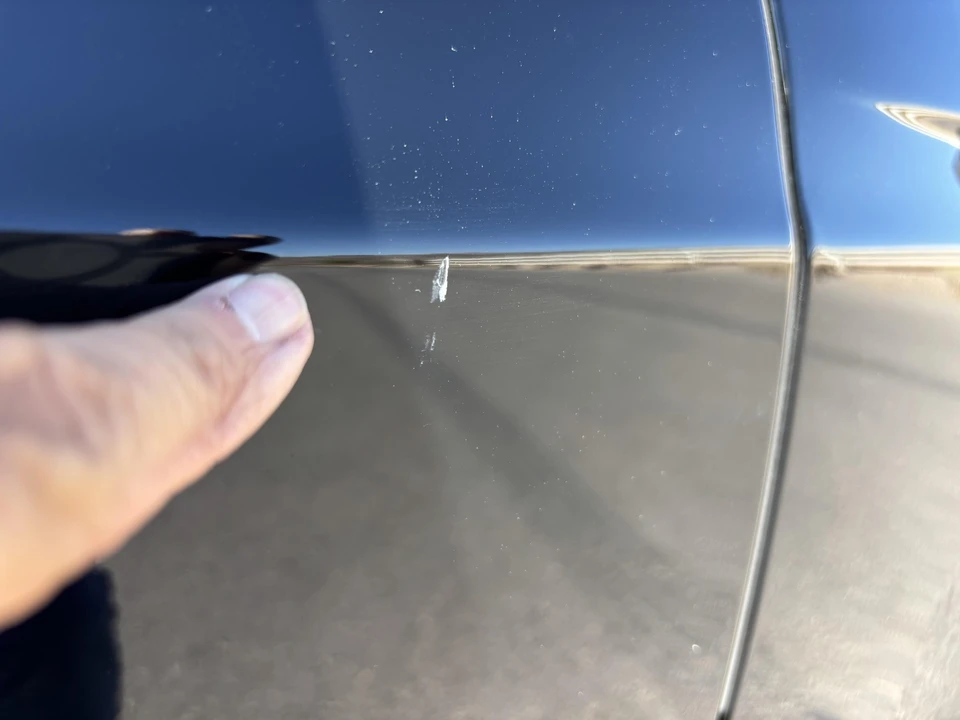 2015 Tesla Model S - Image 26 of 31