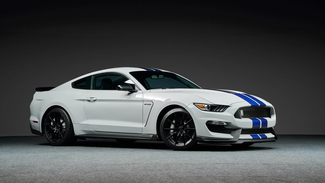 2016 Ford S550 Shelby Mustang GT350 - Image 18 of 31