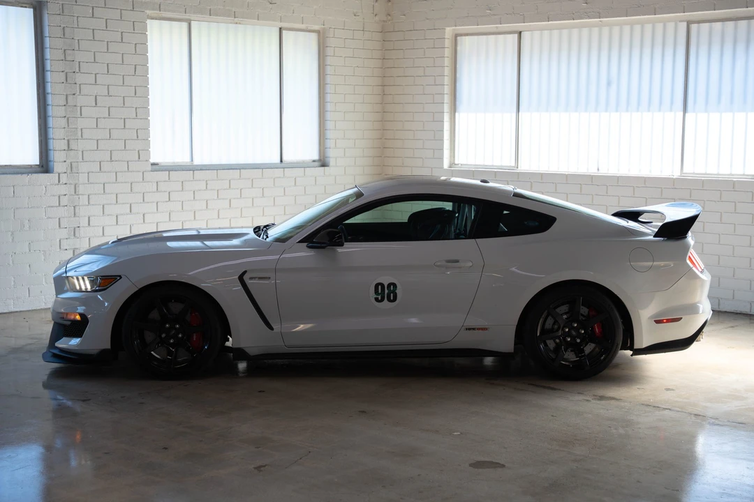 2016 Ford S550 Shelby Mustang GT350R - Image 8 of 31