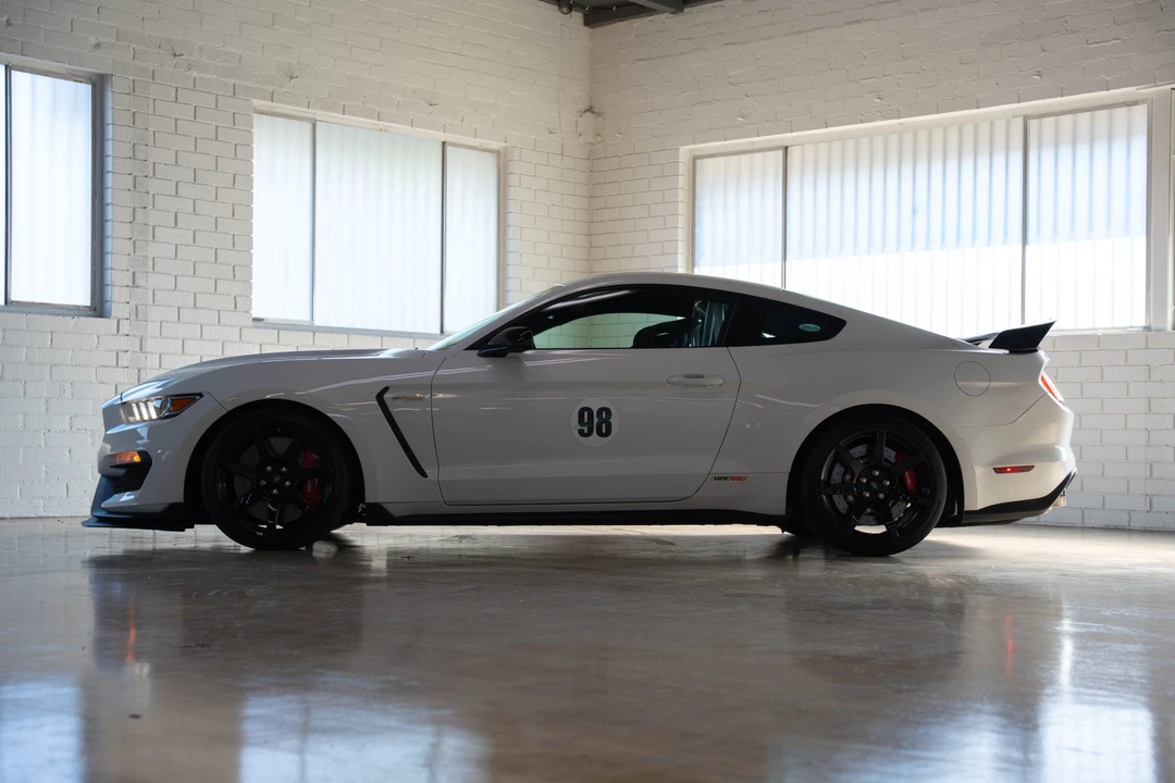 2016 Ford S550 Shelby Mustang GT350R - Image 9 of 31