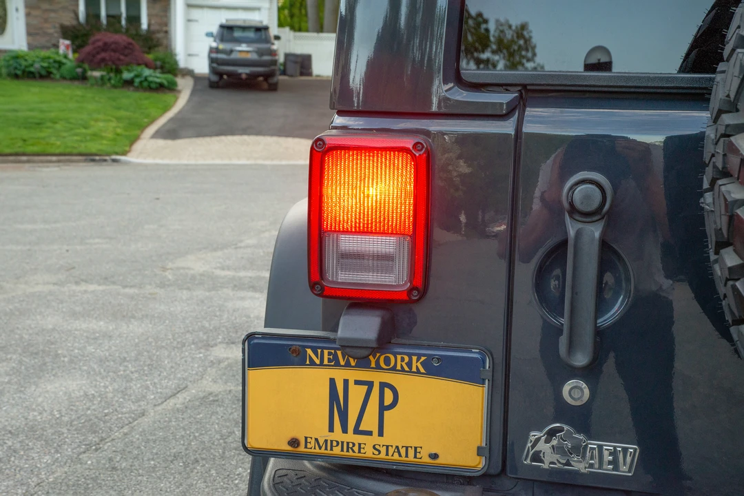 2016 Jeep JK Wrangler - Image 17 of 31