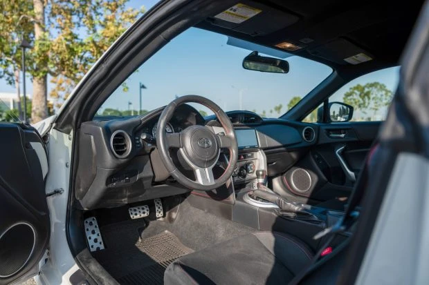 2016 Scion FR-S - Image 5 of 8