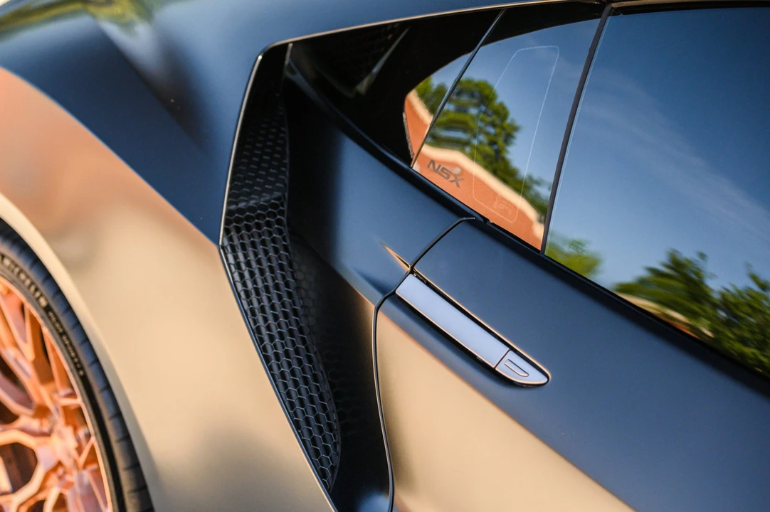 2017 Acura NC1 NSX - Image 17 of 31