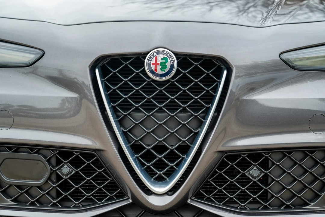 2017 Alfa Romeo Giulia Quadrifoglio - Image 16 of 31