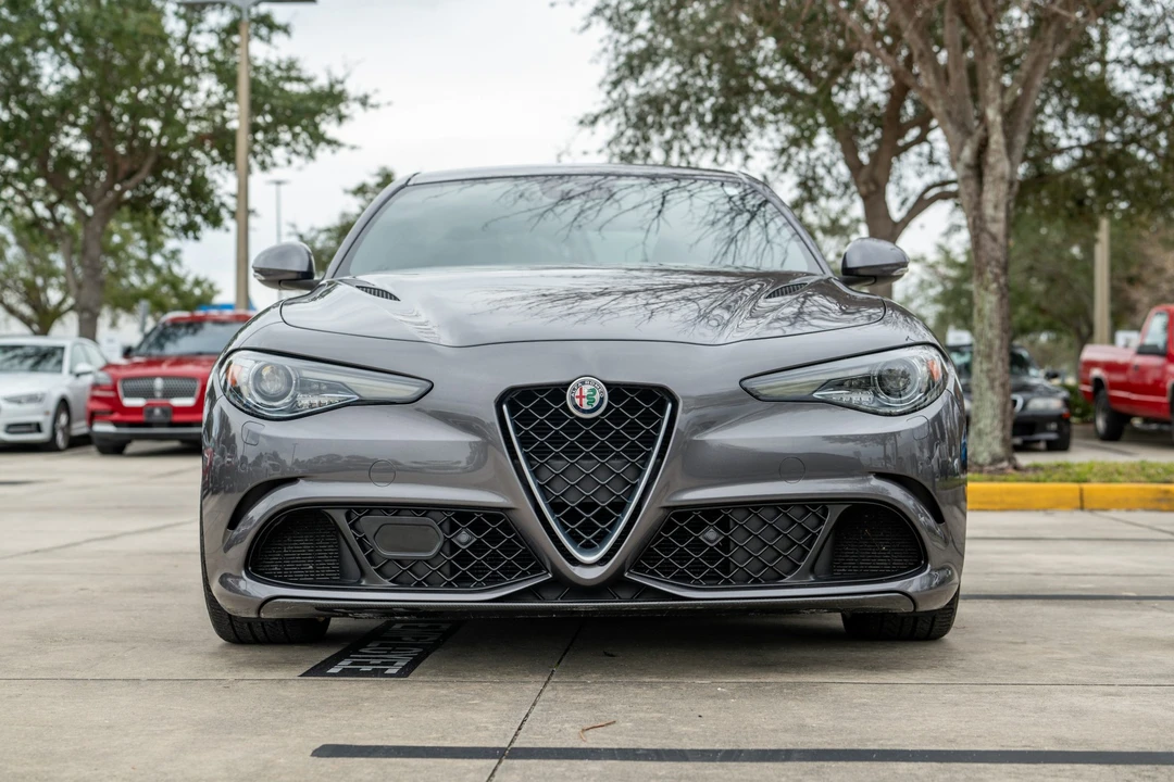2017 Alfa Romeo Giulia Quadrifoglio - Image 3 of 31