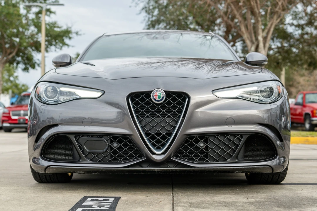 2017 Alfa Romeo Giulia Quadrifoglio - Image 10 of 31
