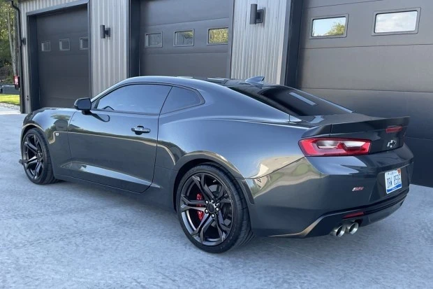 2017 Chevrolet Camaro SS 6th Gen - Image 2 of 9
