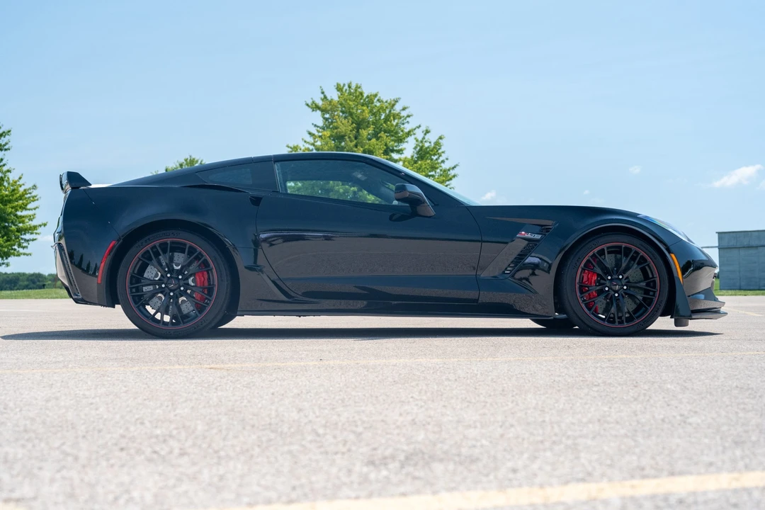 2017 Chevrolet Corvette C7 Z06 - Image 10 of 31