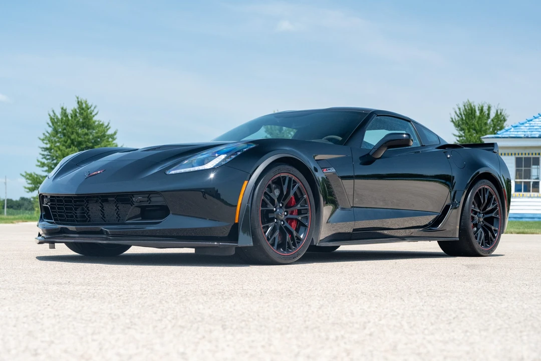 2017 Chevrolet Corvette C7 Z06 - Image 2 of 31
