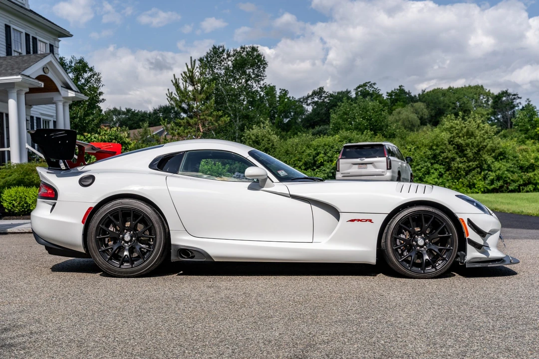 2017 Dodge Viper ACR 5th Gen - Image 4 of 31