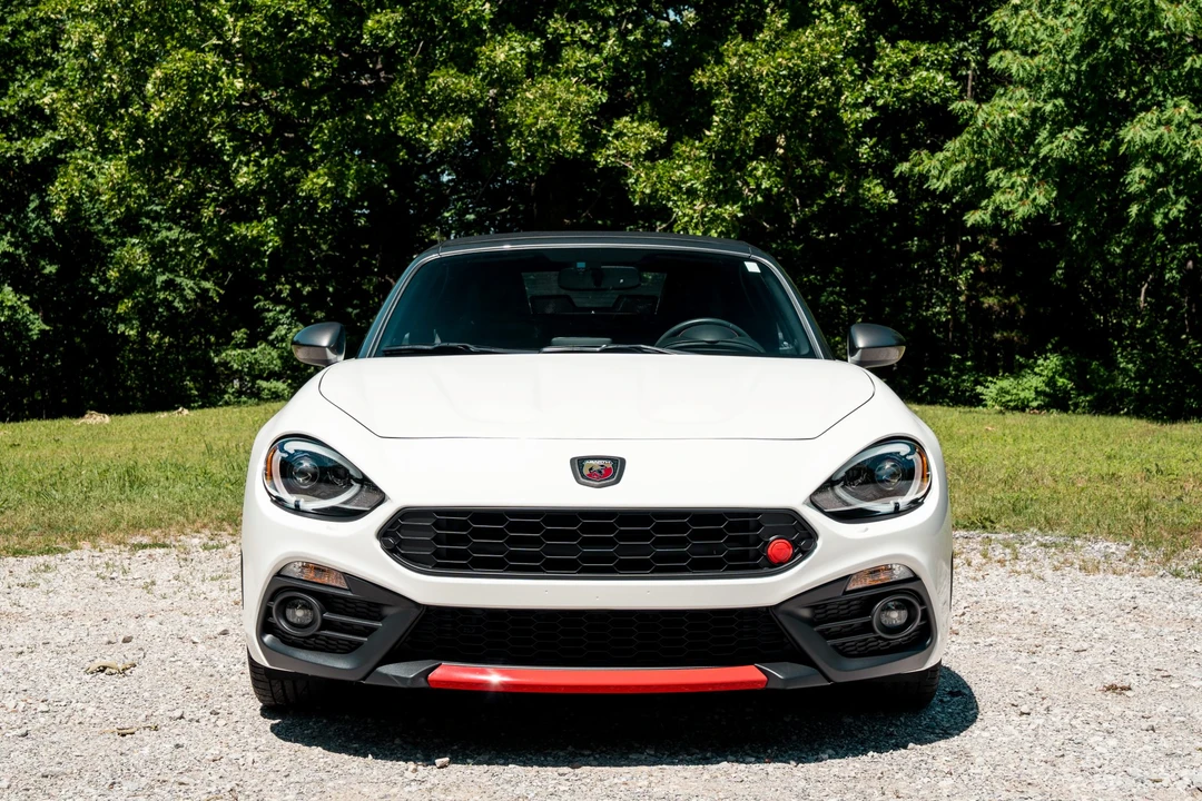 2017 Fiat 124 Spider - Image 22 of 31
