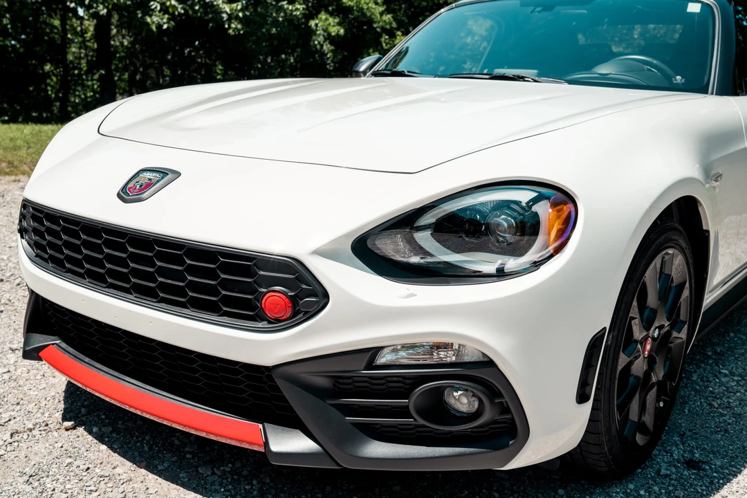 2017 Fiat 124 Spider - Image 25 of 31