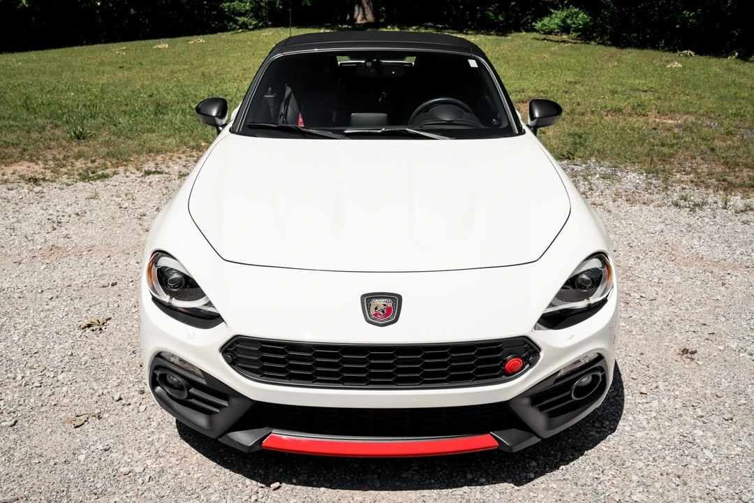 2017 Fiat 124 Spider - Image 23 of 31