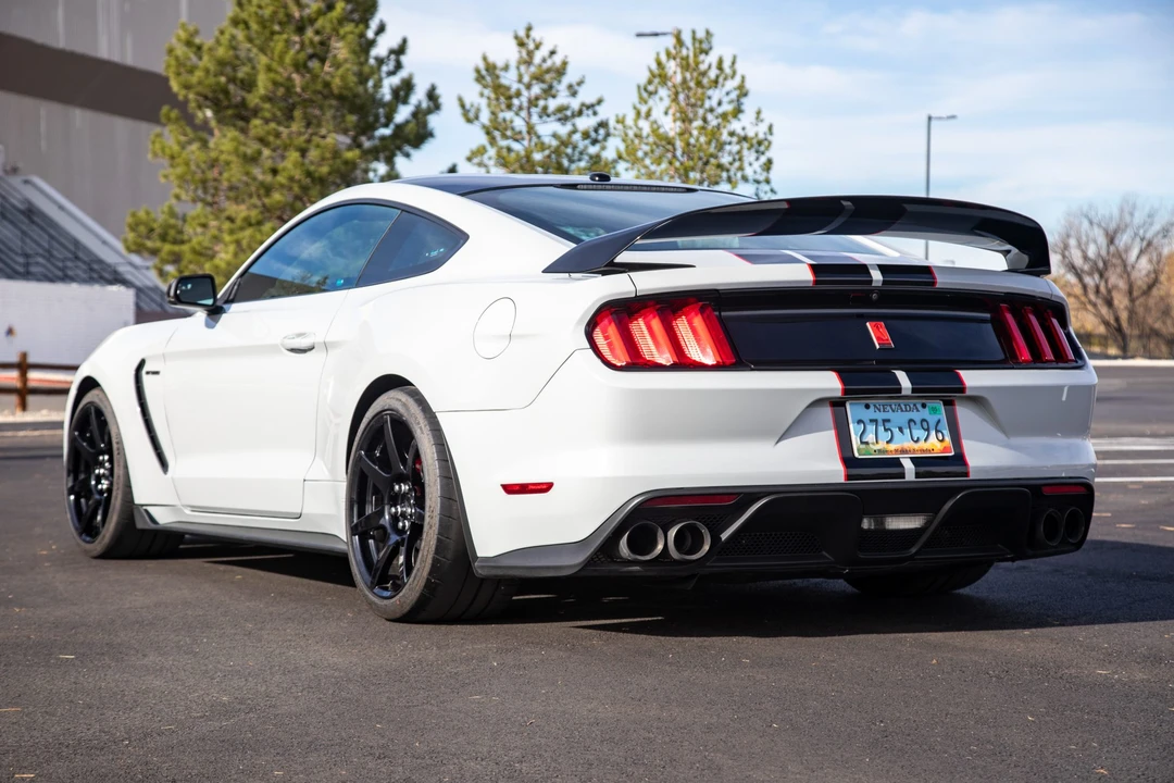 2017 Ford S550 Shelby Mustang GT350R - Image 7 of 31