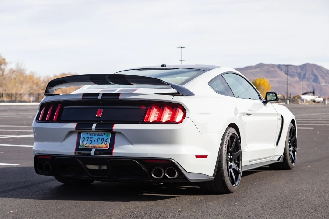 2017 Ford S550 Shelby Mustang GT350R - Image 5 of 31
