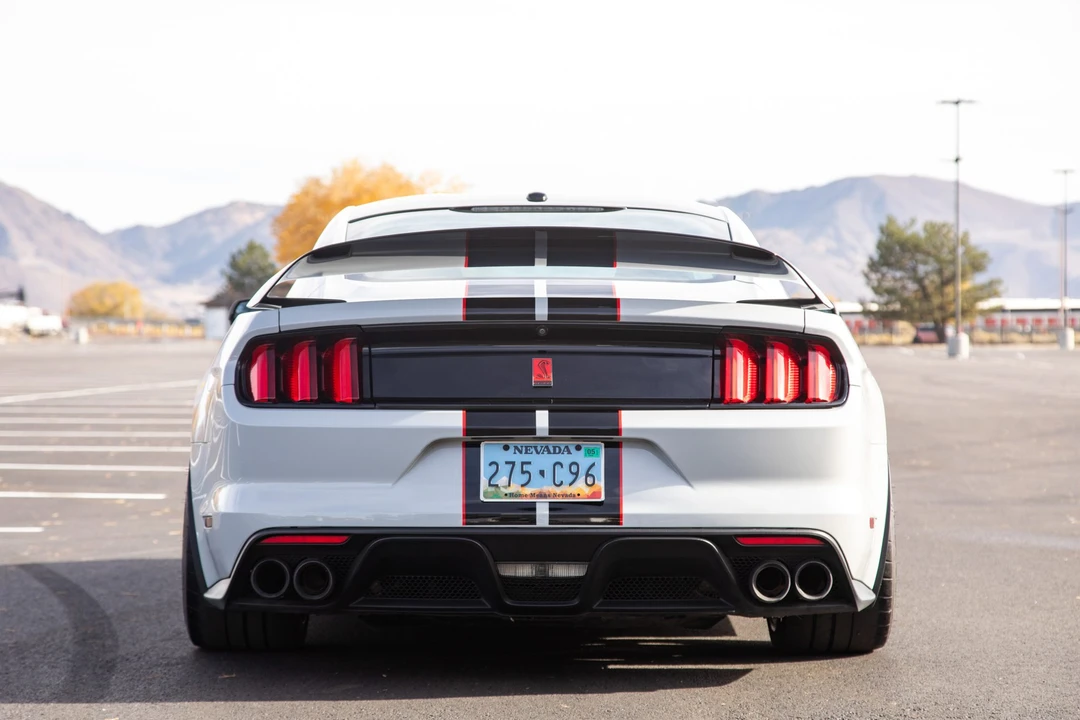 2017 Ford S550 Shelby Mustang GT350R - Image 6 of 31