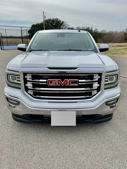 2017 GMC Sierra 4th Gen - Image 4 of 31