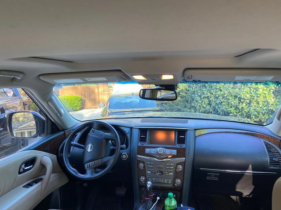 2017 Nissan Armada - Image 7 of 11