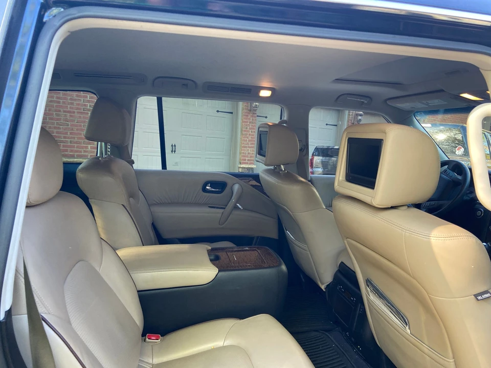 2017 Nissan Armada - Image 5 of 11