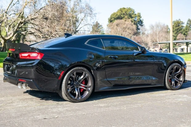 2018 Chevrolet Camaro SS 6th Gen - Image 2 of 8