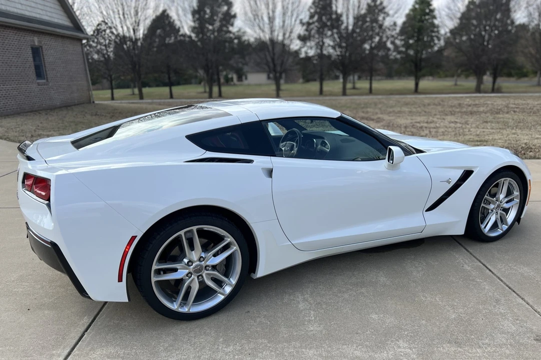 2018 Chevrolet Corvette C7 - Image 2 of 8