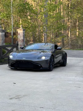 2019 Aston Martin - Image 3 of 31