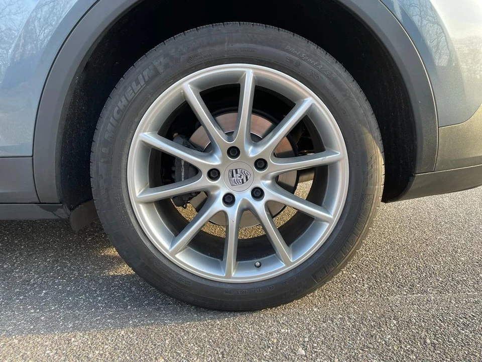 2019 Porsche 9Y0/9Y3 Cayenne - Image 16 of 20