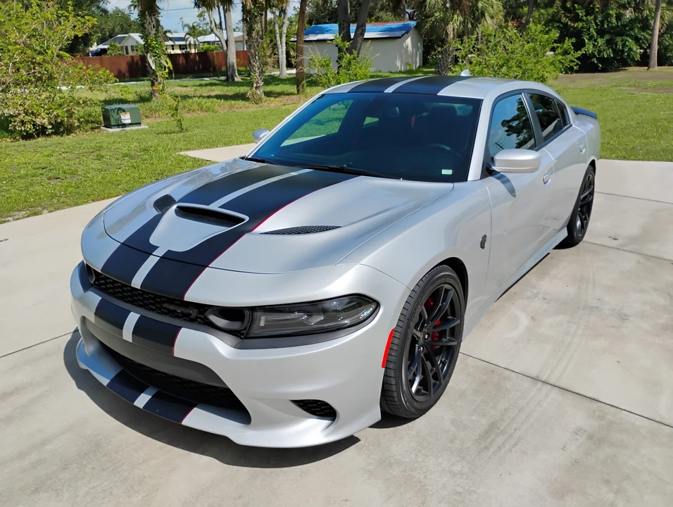 2019 Dodge Charger SRT Hellcat 7th Gen - Image 2 of 31