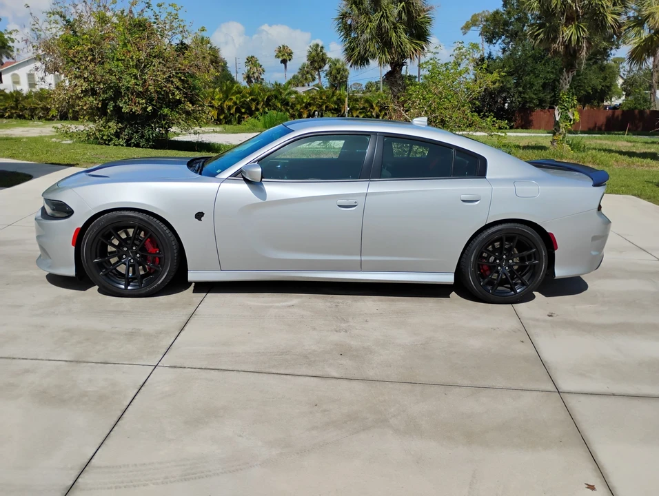 2019 Dodge Charger SRT Hellcat 7th Gen - Image 3 of 31