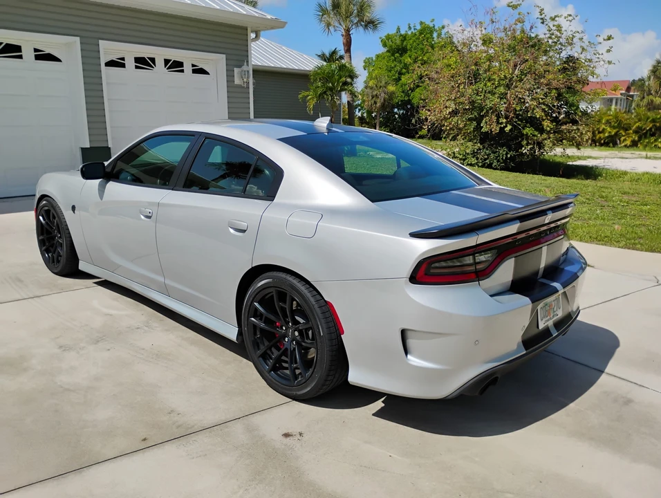 2019 Dodge Charger SRT Hellcat 7th Gen - Image 4 of 31