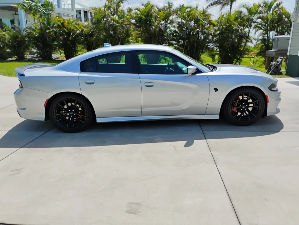 2019 Dodge Charger SRT Hellcat 7th Gen - Image 7 of 31