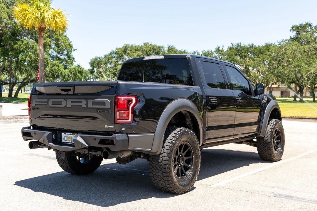 2019 Ford F-150 Raptor 13th Gen - Image 5 of 31