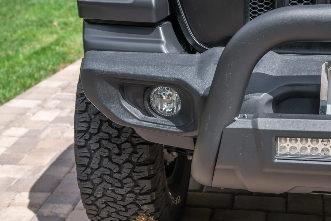 2019 Jeep JL Wrangler - Image 14 of 31