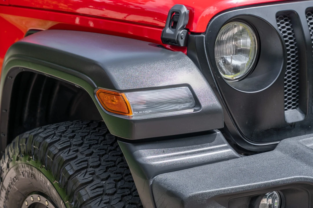 2019 Jeep JL Wrangler - Image 12 of 31