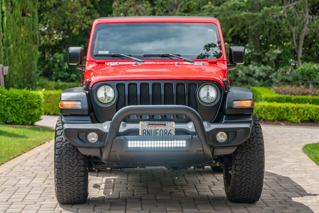 2019 Jeep JL Wrangler - Image 3 of 31