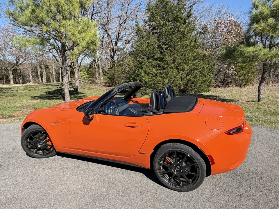 2019 Mazda ND MX-5 Miata - Image 4 of 31