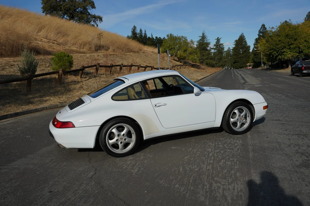 1997 Porsche 993 Carrera - Image 24 of 31