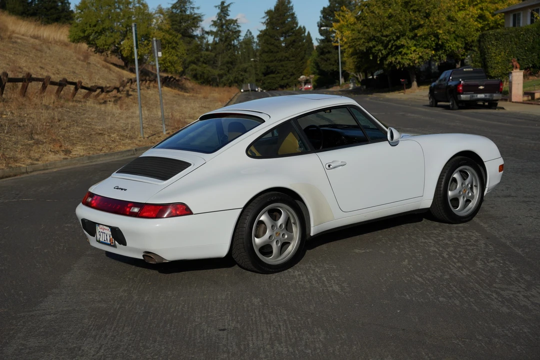 1997 Porsche 993 Carrera - Image 25 of 31