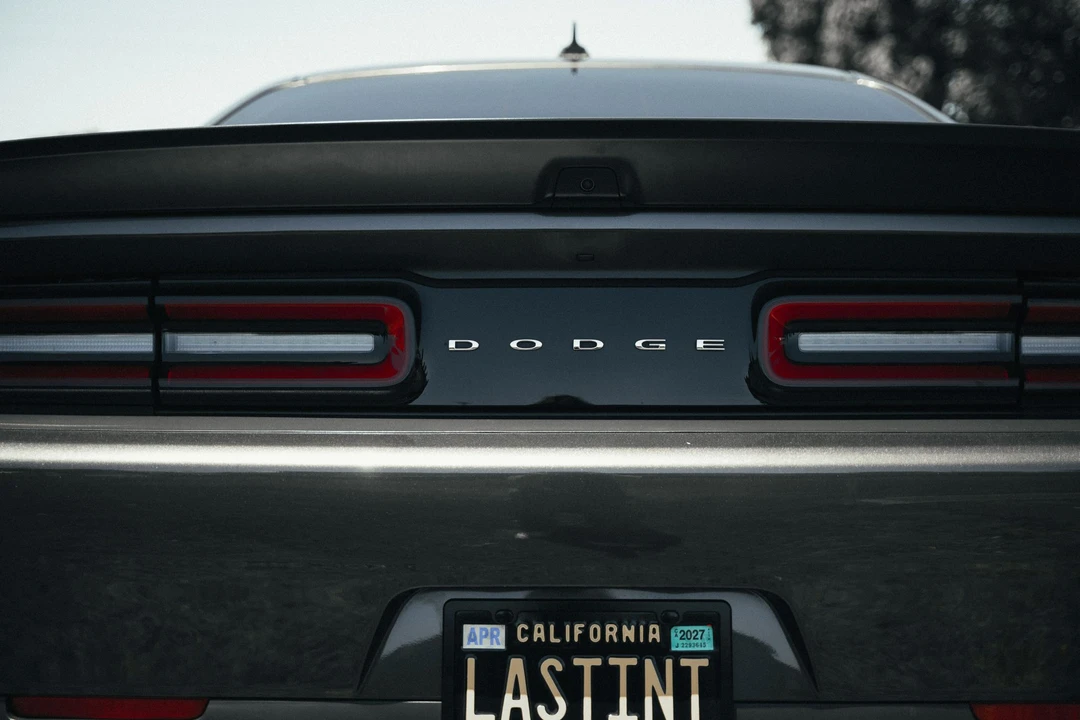 2020 Dodge Challenger SRT Hellcat 3rd Gen - Image 28 of 31