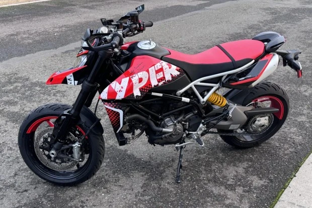2020 Ducati Hypermotard - Image 3 of 6
