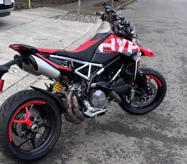 2020 Ducati Hypermotard - Image 2 of 6
