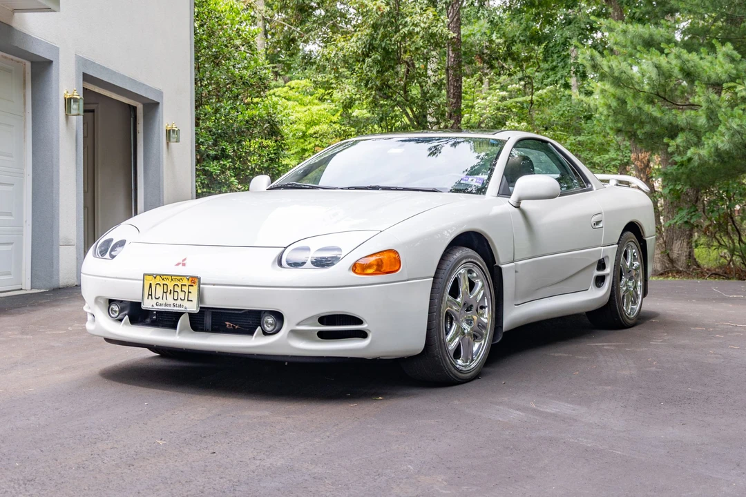 1995 Mitsubishi 3000GT Series 2 - Image 2 of 31
