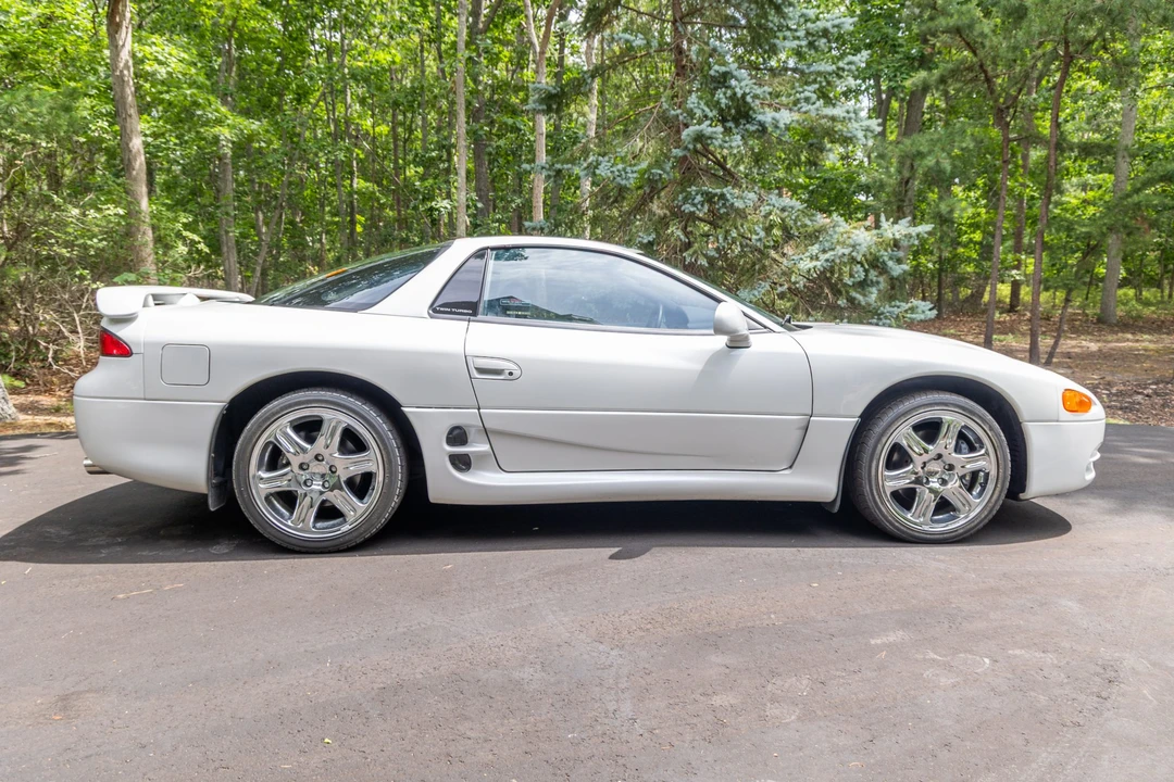 1995 Mitsubishi 3000GT Series 2 - Image 8 of 31