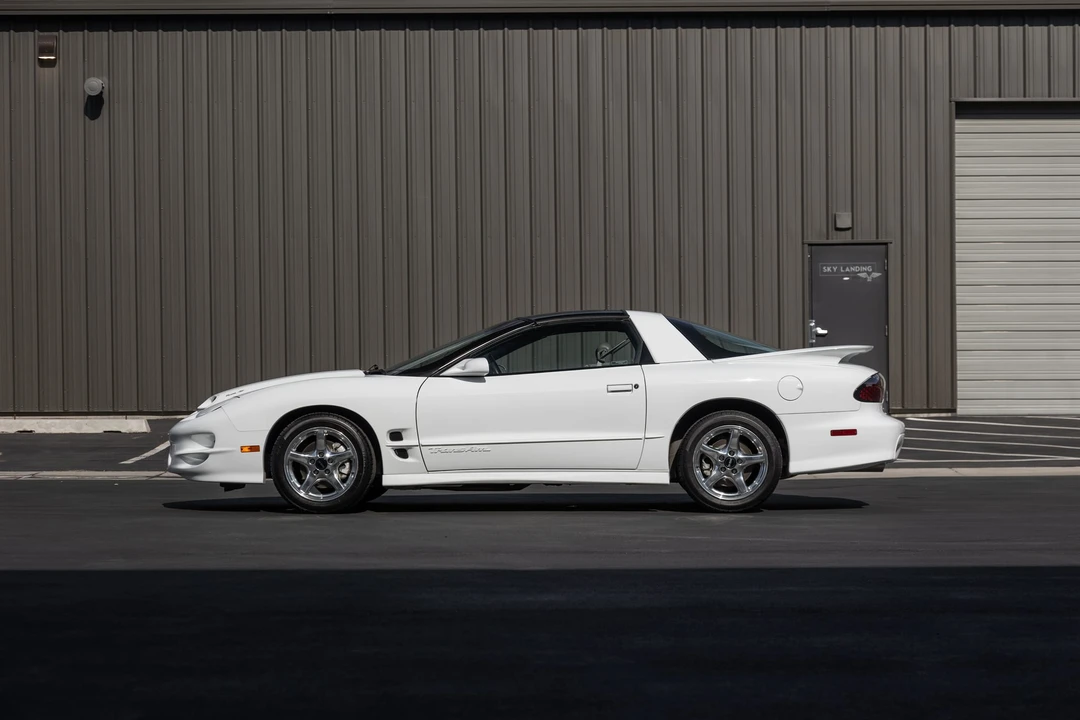 1998 Pontiac Firebird Trans Am 4th Gen - Image 23 of 31