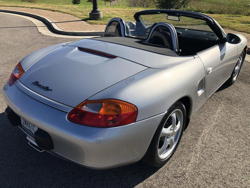 2000 Porsche 986 Boxster - Image 14 of 31