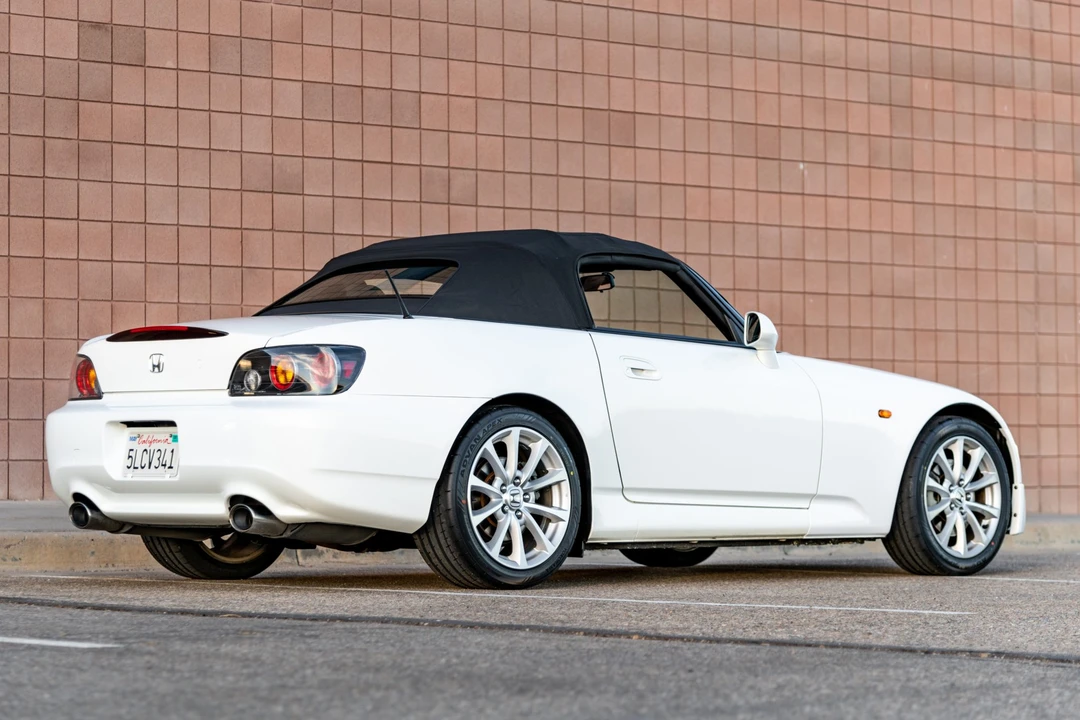 2005 Honda AP2 S2000 - Image 11 of 31