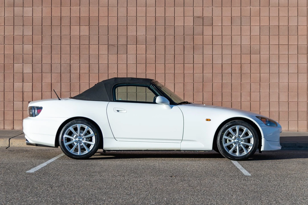 2005 Honda AP2 S2000 - Image 13 of 31