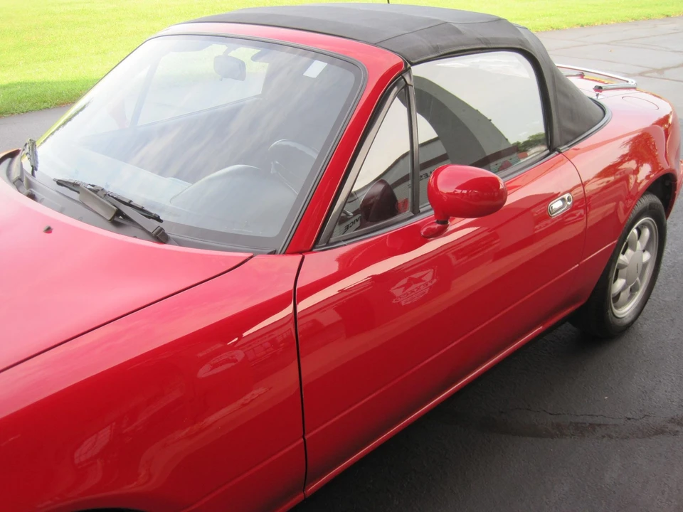 1990 Mazda NA MX-5 Miata - Image 19 of 31
