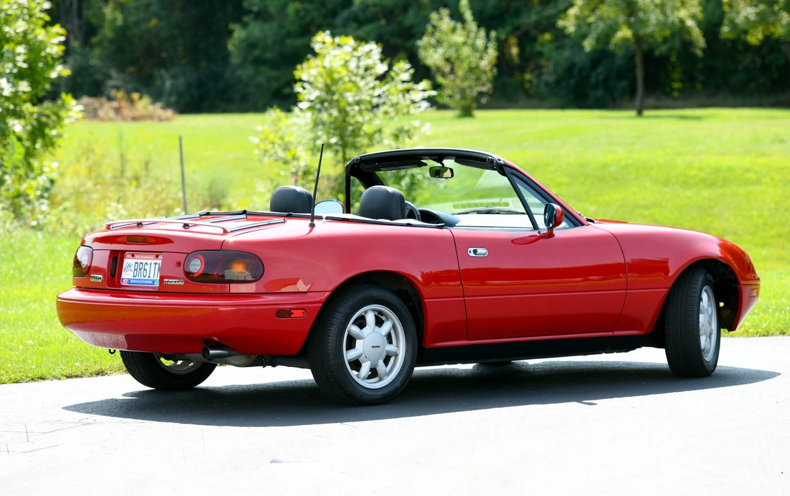 1990 Mazda NA MX-5 Miata - Image 5 of 31